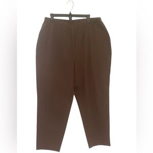 New with tags Denim&Co Women’s Chocolate Brown casual pants size 2X